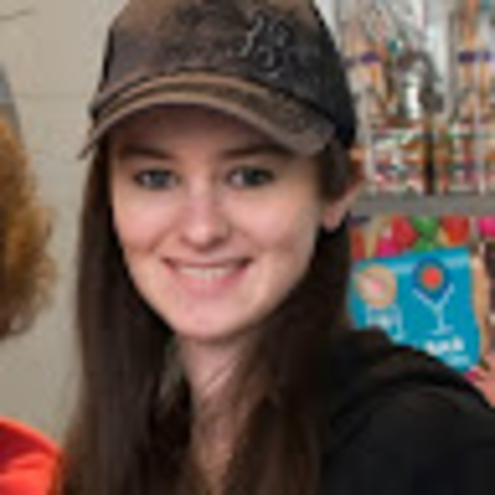 Meet your Posher, Laura